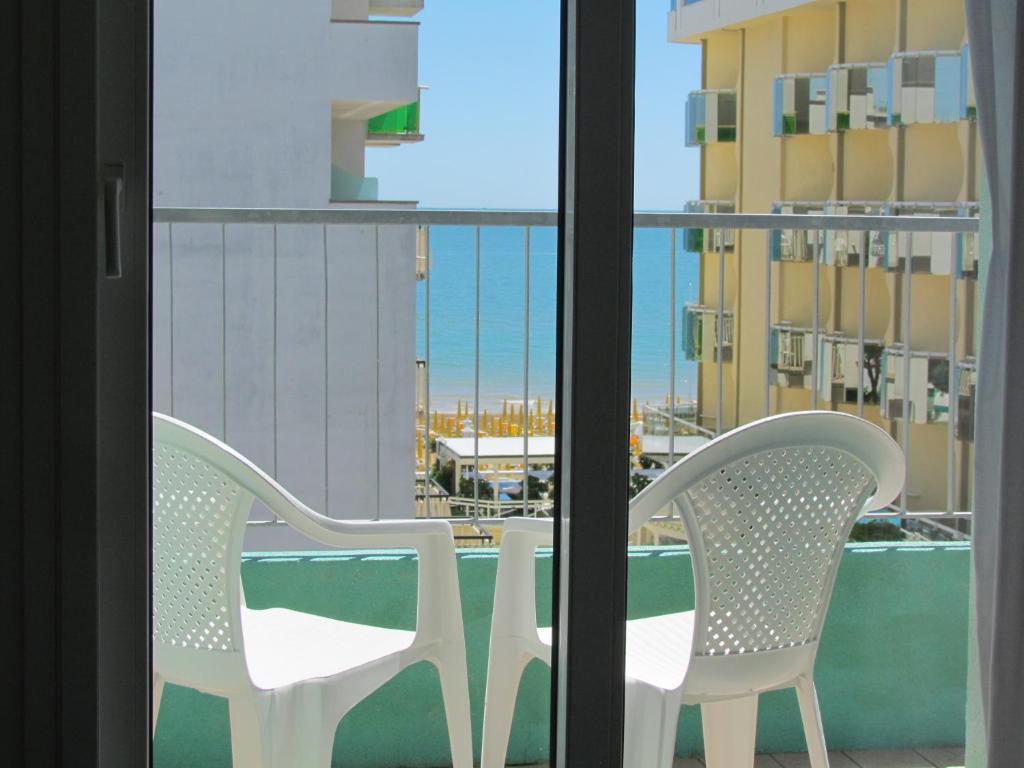 Hotel Palme Park & Beach Included Lido di Jesolo Exterior foto